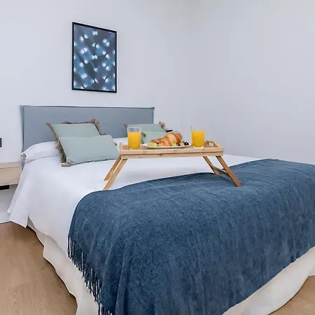 San Rafael & Parking Apartment *